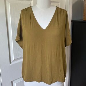 Madewell V-Neck Top/Size S